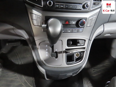 2020 - hyundai grand starex