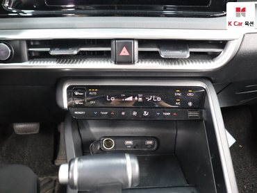 2021 - kia k5