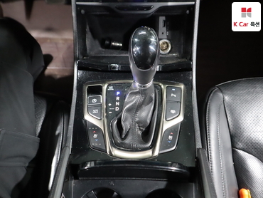 2011 - hyundai grandeur