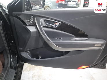 2011 - hyundai grandeur
