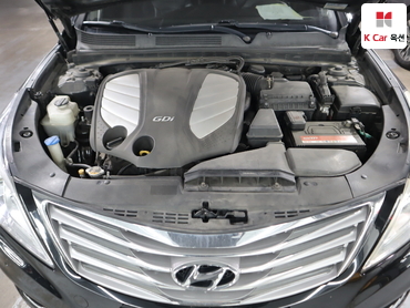2011 - hyundai grandeur