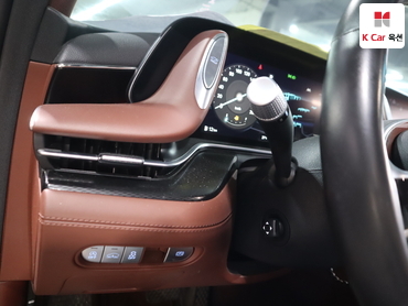 2022 - genesis g90