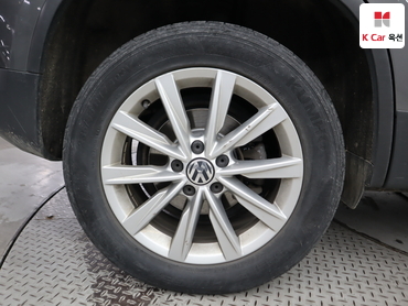 2015 - volkswagen tiguan