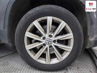 2015 - volkswagen tiguan