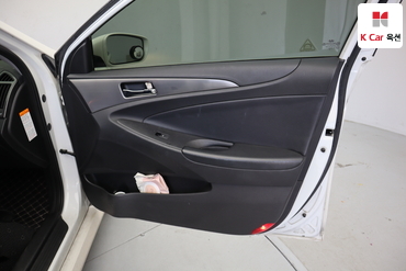 2012 - hyundai sonata