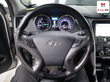 2012 - hyundai sonata