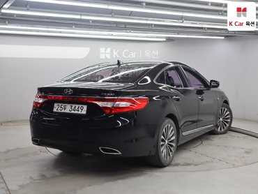 2013 - hyundai grandeur