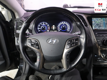 2013 - hyundai grandeur