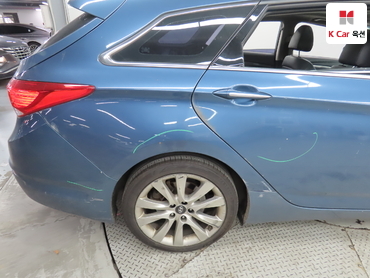 2012 - hyundai i40