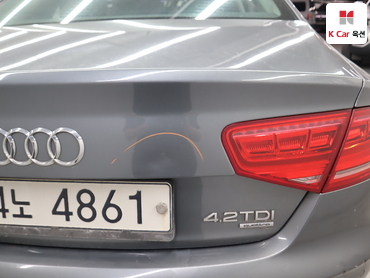 2014 - audi a8