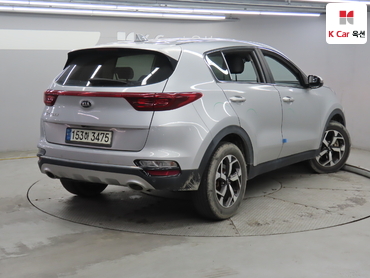 2021 - kia sportage