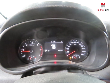 2021 - kia sportage