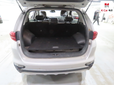 2021 - kia sportage