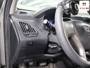 2010 - hyundai tucson