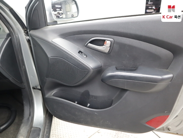 2010 - hyundai tucson