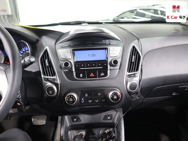 2010 - hyundai tucson