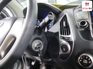 2010 - hyundai tucson