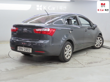 2012 - kia pride