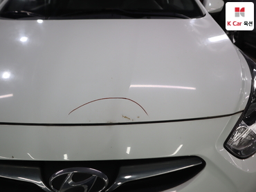 2011 - hyundai accent