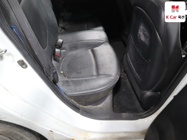 2011 - hyundai accent