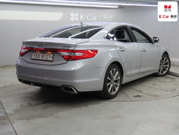2015 - hyundai grandeur