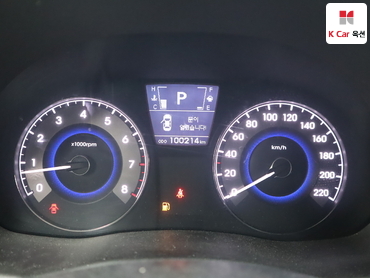2011 - hyundai accent