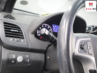 2011 - hyundai accent