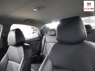 2011 - hyundai accent