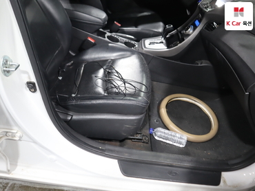 2012 - hyundai avante
