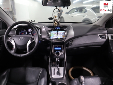 2012 - hyundai avante