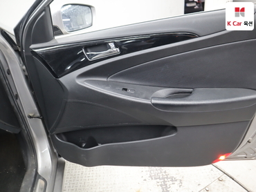 2010 - hyundai sonata