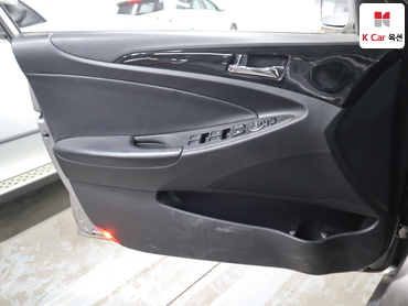 2010 - hyundai sonata