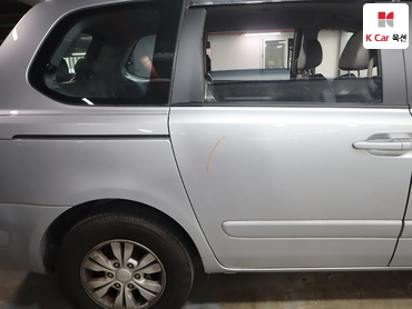 2010 - kia carnival