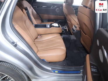 جينيسيس G80 2022 — صورة 29