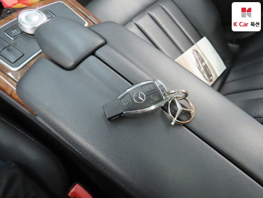 2012 - mercedes-benz e300