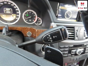 2012 - mercedes-benz e300