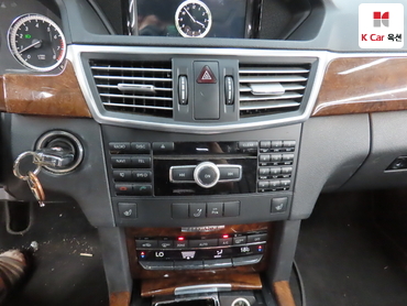 2012 - mercedes-benz e300
