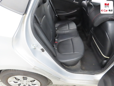2016 - hyundai accent
