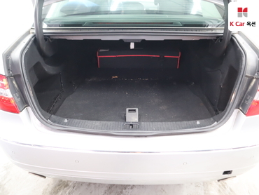 2011 - mercedes-benz e300
