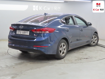 2017 - hyundai avante