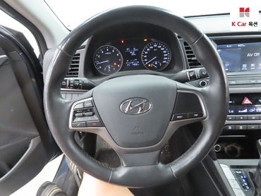 2017 - hyundai avante