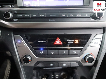2018 - hyundai avante