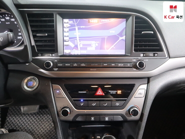2018 - hyundai avante