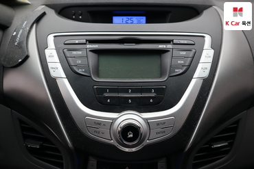 2011 - hyundai avante