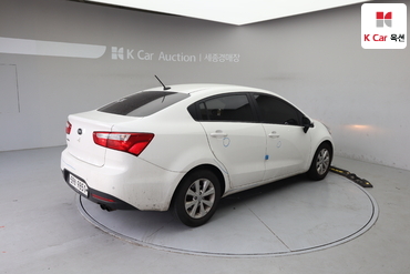 2014 - kia pride