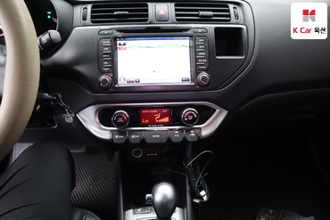 2014 - kia pride
