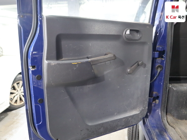 2011 - kia bongo iii