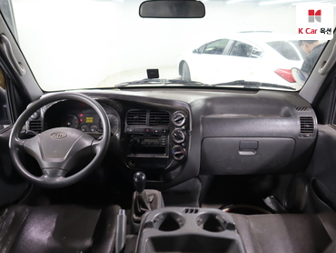 2011 - kia bongo iii