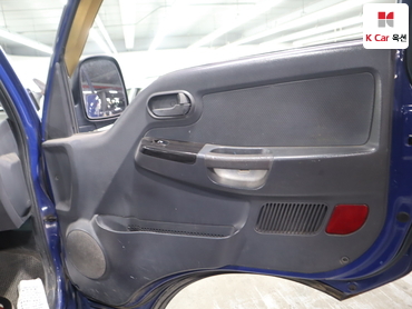 2011 - kia bongo iii