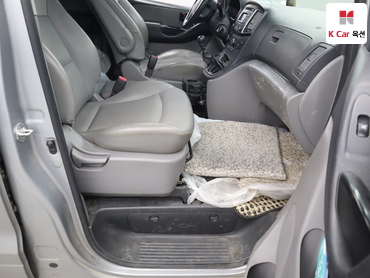 2018 - hyundai grand starex